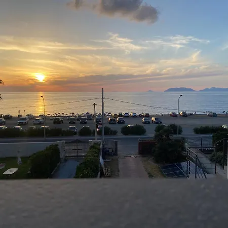 The Sunset Gasthuis Milazzo